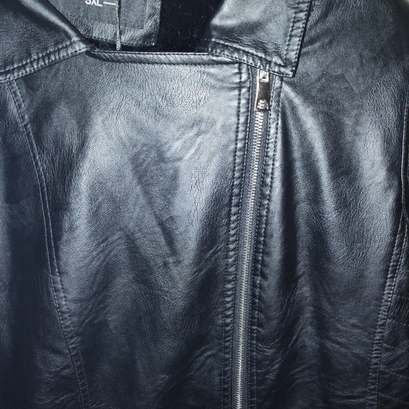 NWT Faux leather coat (looks real!!), size 5x (fits like 3x tho) - Picture 5 of 12